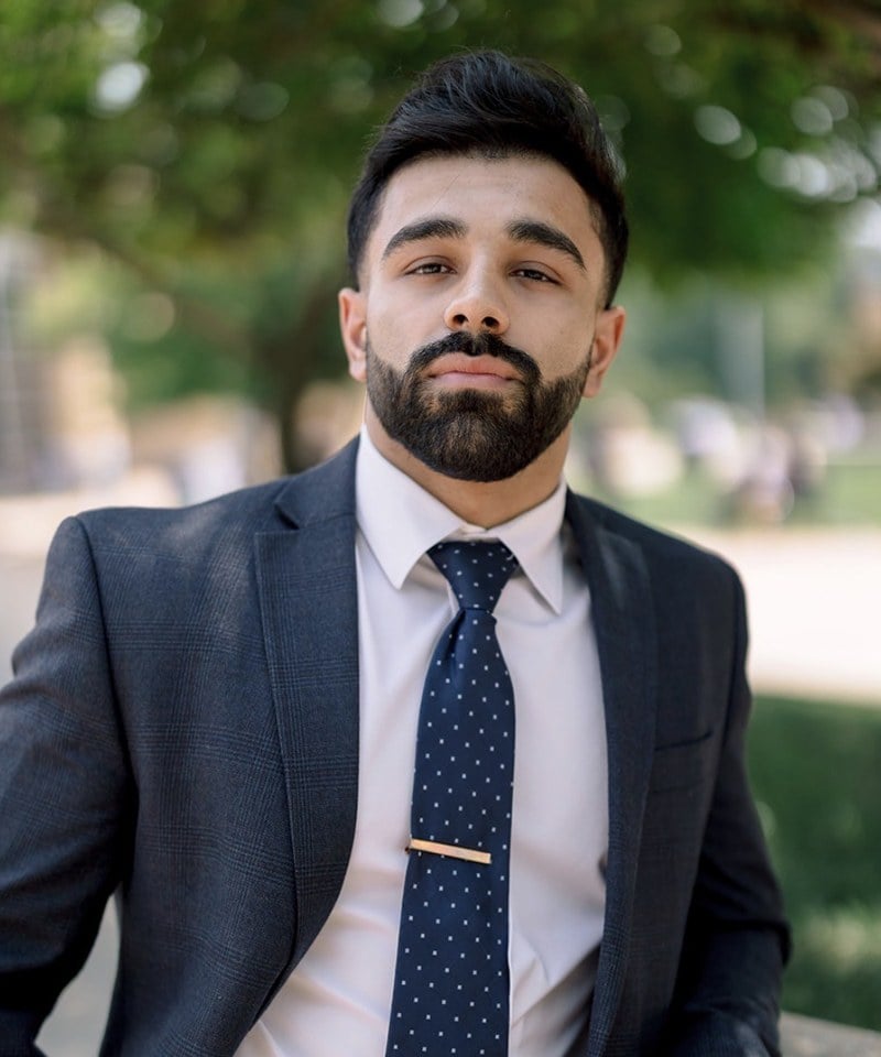 Dr. Sami Rashid, D.C., associate chiropractor at Alternative Wellness Clinic