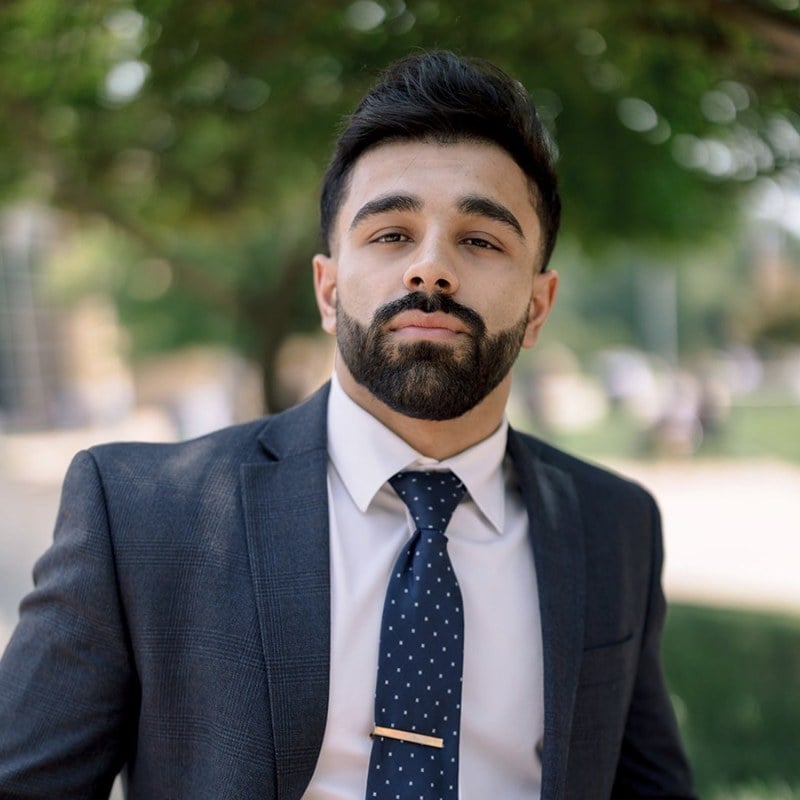 Dr. Sami Rashid, D.C., associate chiropractor at Alternative Wellness Clinic